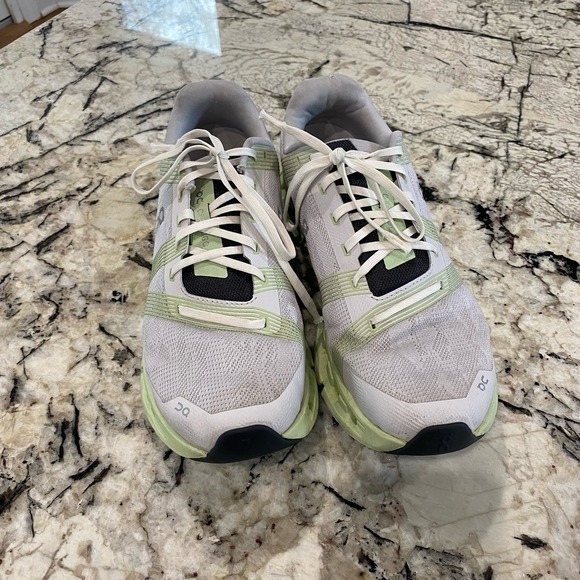 On Running On‎ Cloudgo Frost Hay White Green Shoes - Picture 3 of 8